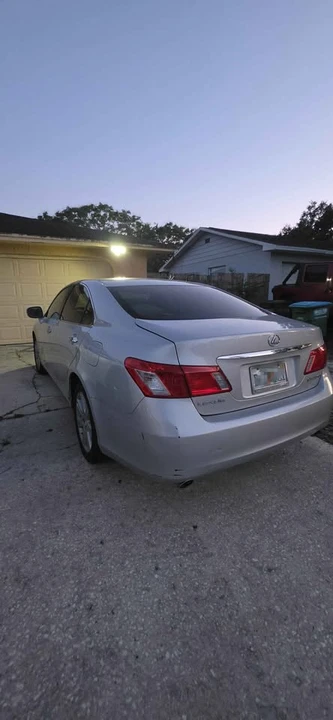 2007 Lexus ES 5th Gen - Image 5 of 9