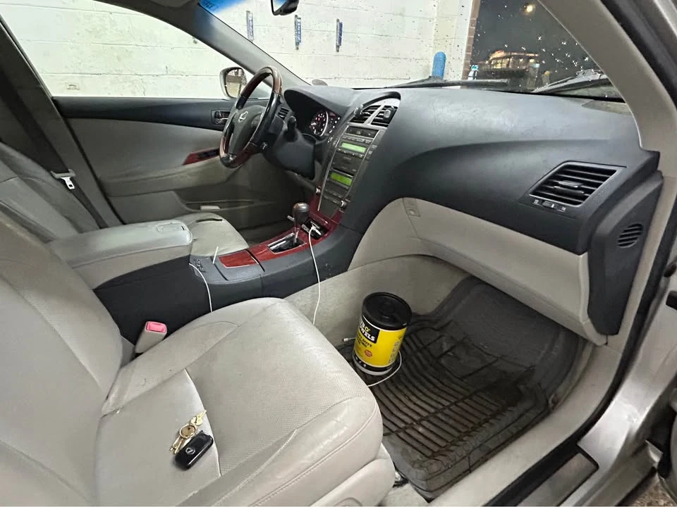 2007 Lexus ES 5th Gen - Image 6 of 8