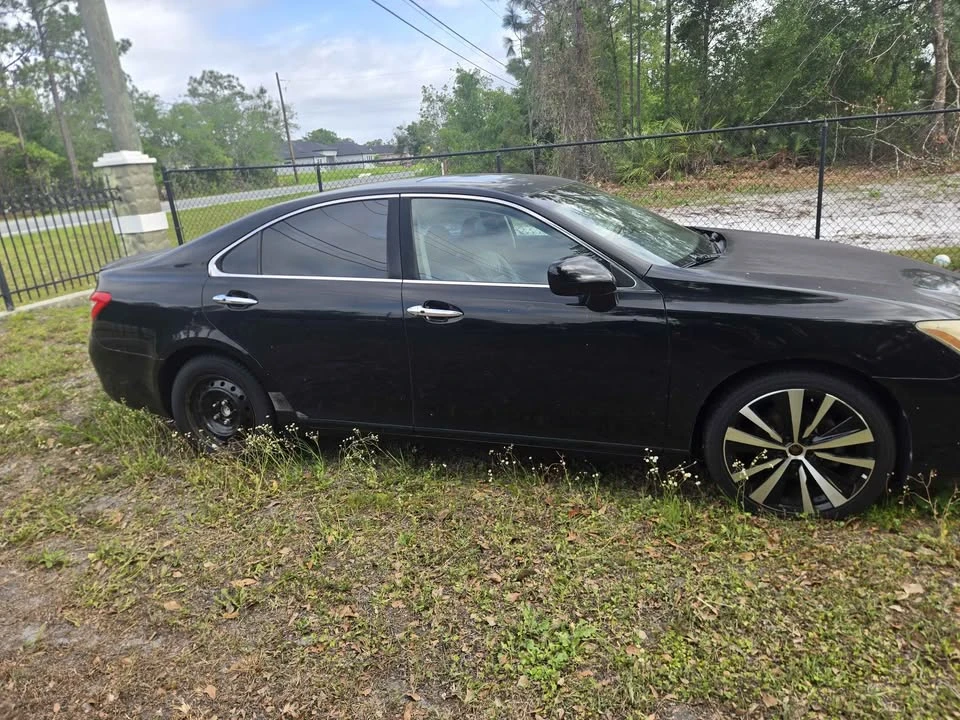 2007 Lexus ES 5th Gen - Image 2 of 6