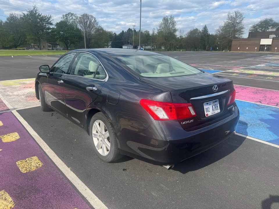 2007 Lexus ES 5th Gen - Image 4 of 20