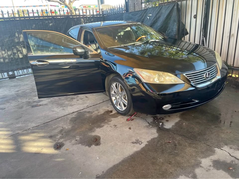 2007 Lexus ES 5th Gen - Image 2 of 9