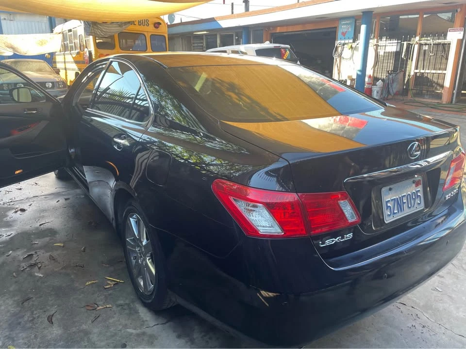 2007 Lexus ES 5th Gen - Image 5 of 9