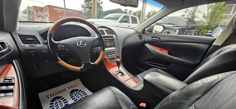2007 Lexus ES 5th Gen - Image 9 of 14