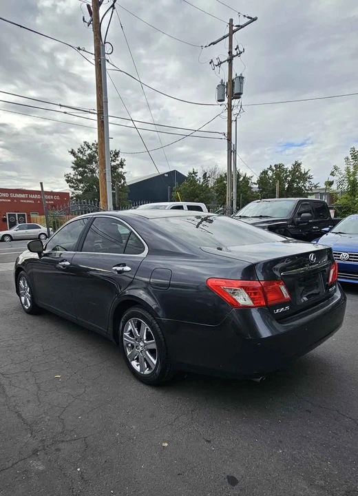 2007 Lexus ES 5th Gen - Image 4 of 14