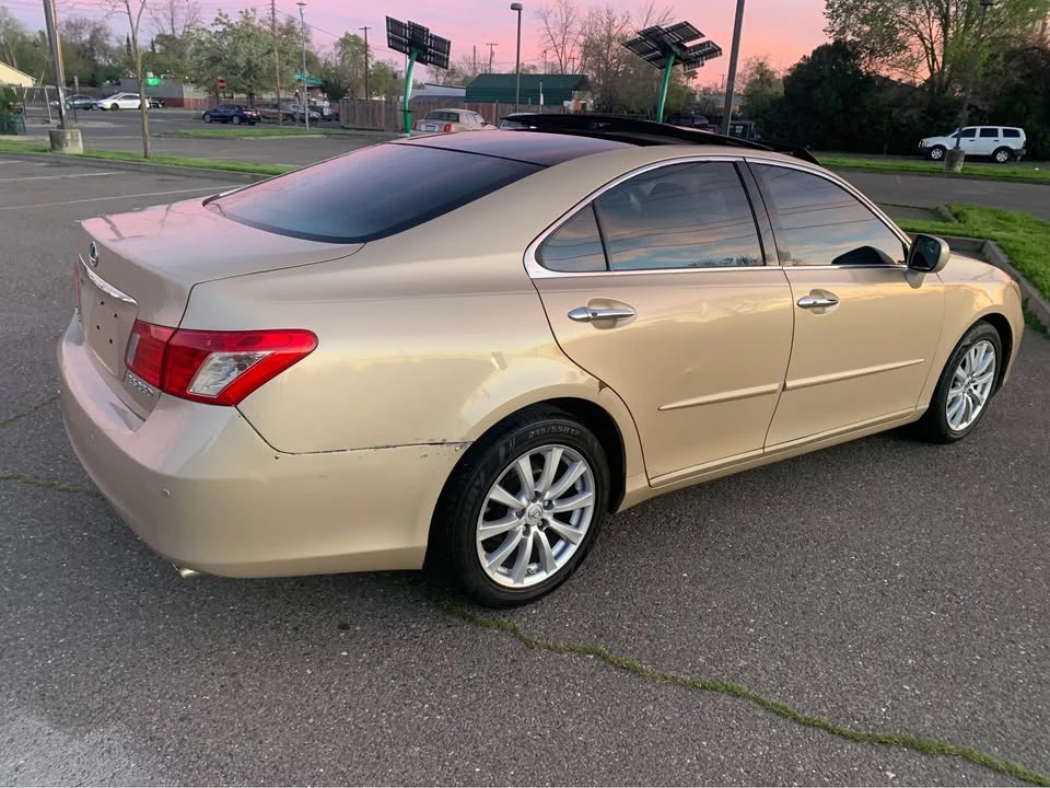 2007 Lexus ES 5th Gen - Image 9 of 14