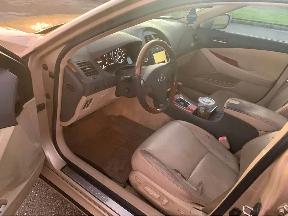 2007 Lexus ES 5th Gen - Image 10 of 14