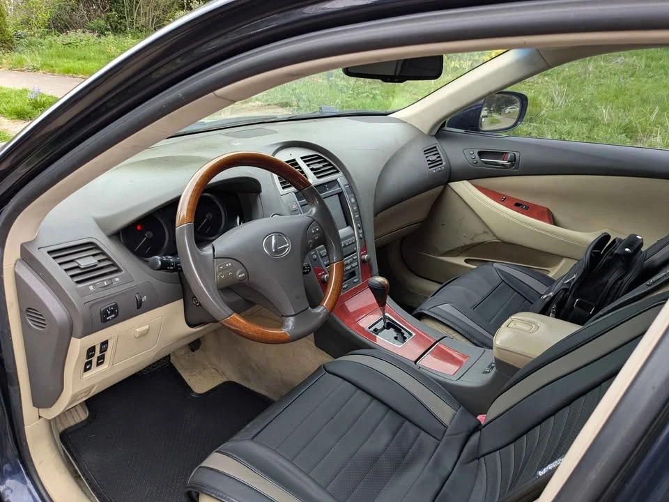 2007 Lexus ES 5th Gen - Image 16 of 18