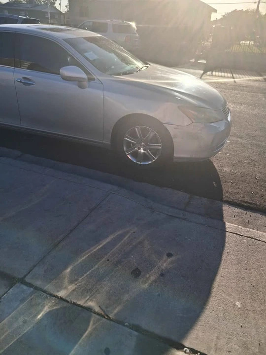 2007 Lexus ES 5th Gen - Image 3 of 3