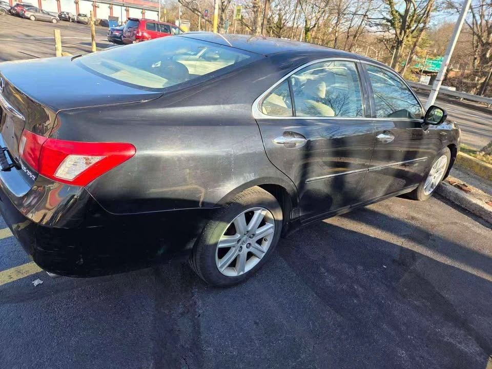 2007 Lexus ES 5th Gen - Image 2 of 8
