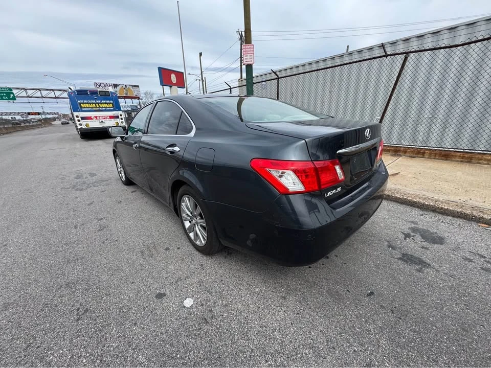 2007 Lexus ES 5th Gen - Image 4 of 14