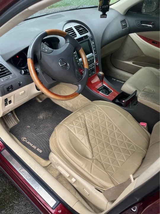 2007 Lexus ES 5th Gen - Image 4 of 5