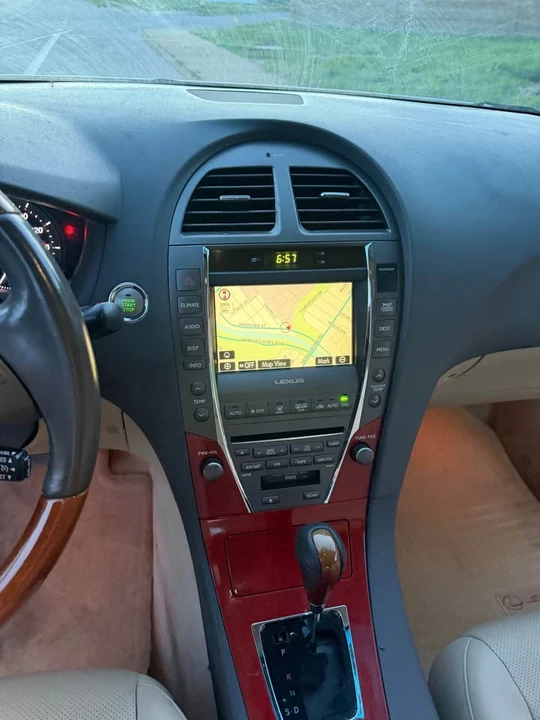 2007 Lexus ES 5th Gen - Image 4 of 20