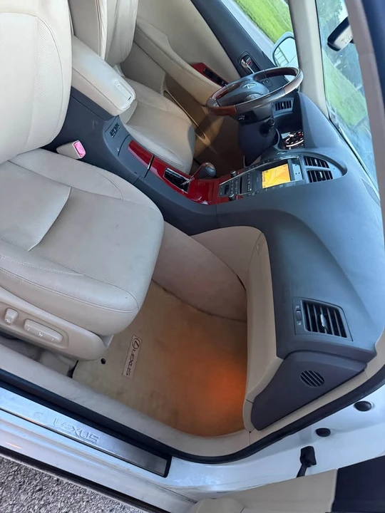 2007 Lexus ES 5th Gen - Image 10 of 20