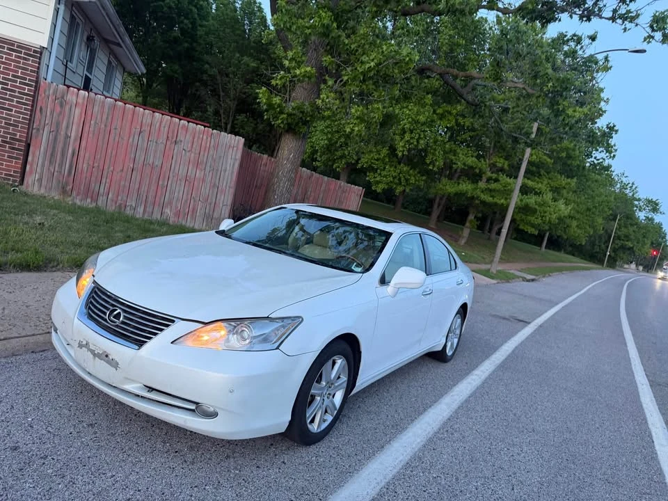 2007 Lexus ES 5th Gen - Image 18 of 20