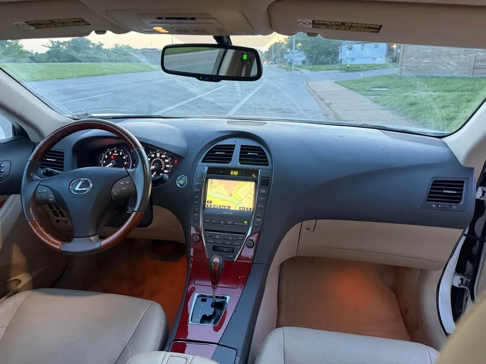 2007 Lexus ES 5th Gen - Image 14 of 20