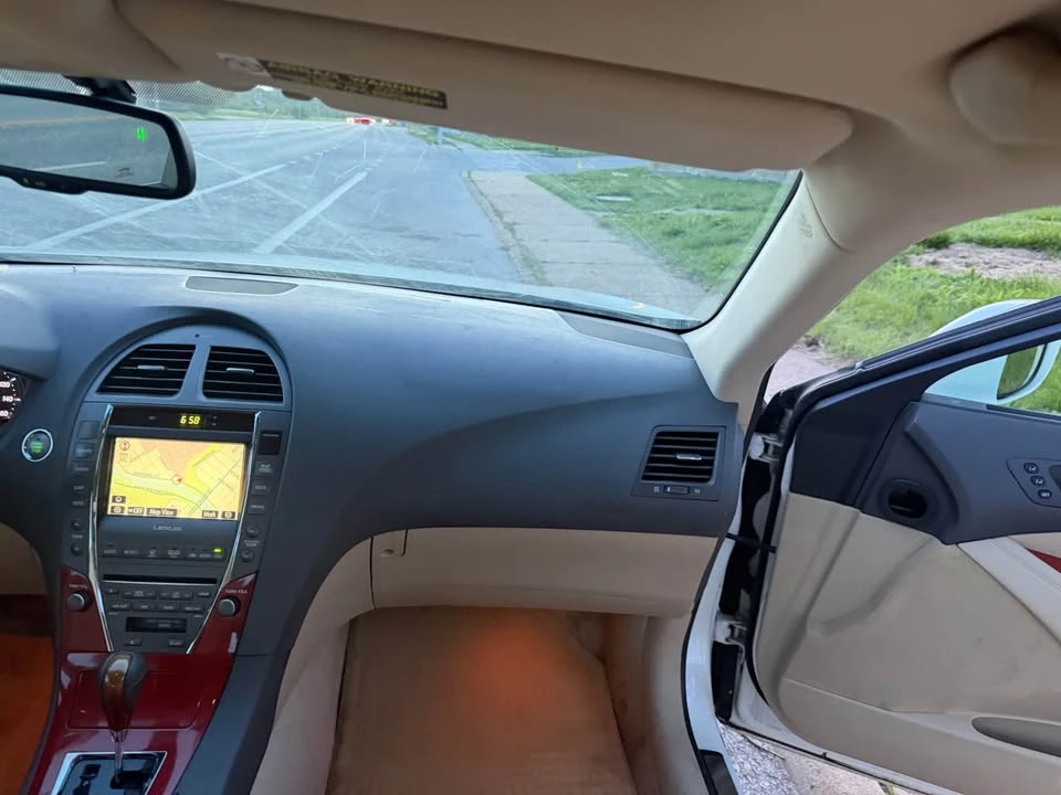 2007 Lexus ES 5th Gen - Image 15 of 20