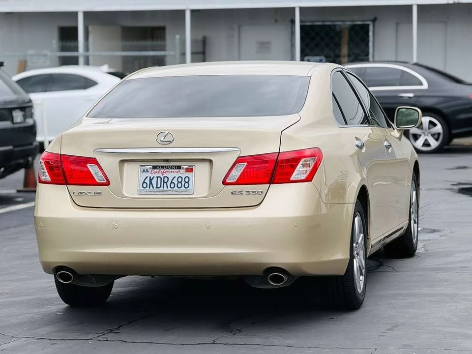 2007 Lexus ES 5th Gen - Image 5 of 18