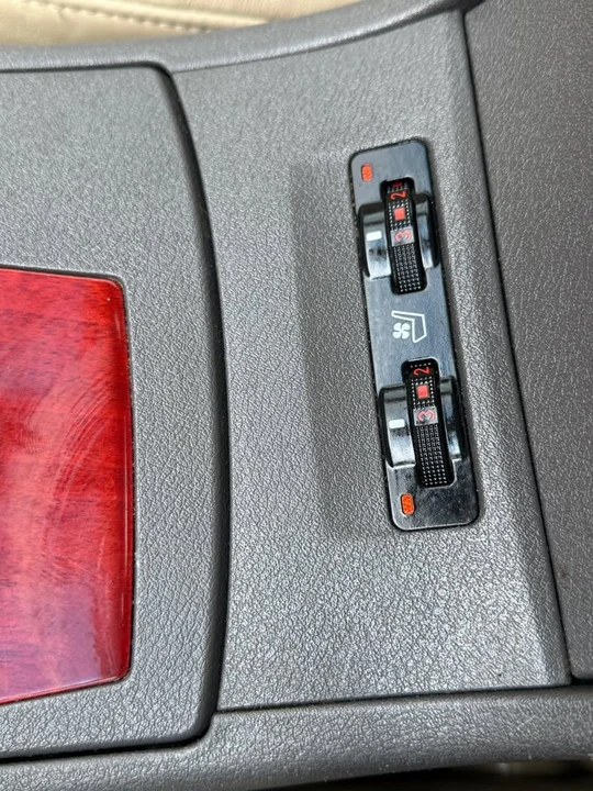 2007 Lexus ES 5th Gen - Image 18 of 18