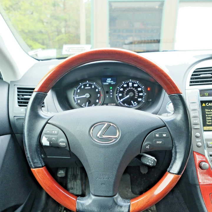 2007 Lexus ES 5th Gen - Image 13 of 31