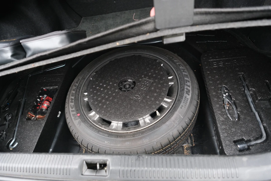 2007 Lexus ES 5th Gen - Image 11 of 31
