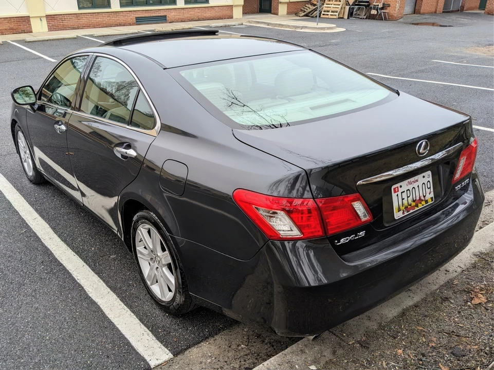 2007 Lexus ES 5th Gen - Image 11 of 21