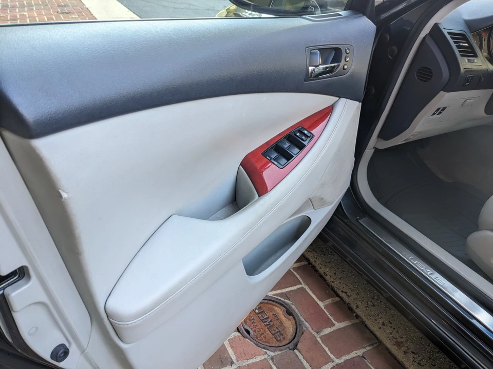 2007 Lexus ES 5th Gen - Image 19 of 21