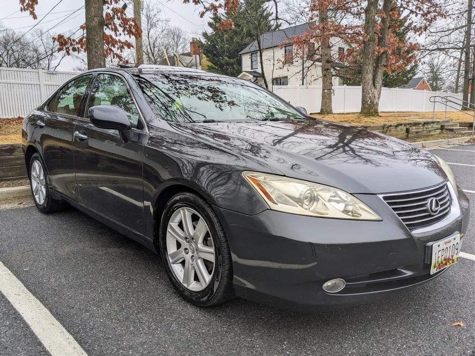 2007 Lexus ES 5th Gen - Image 2 of 21