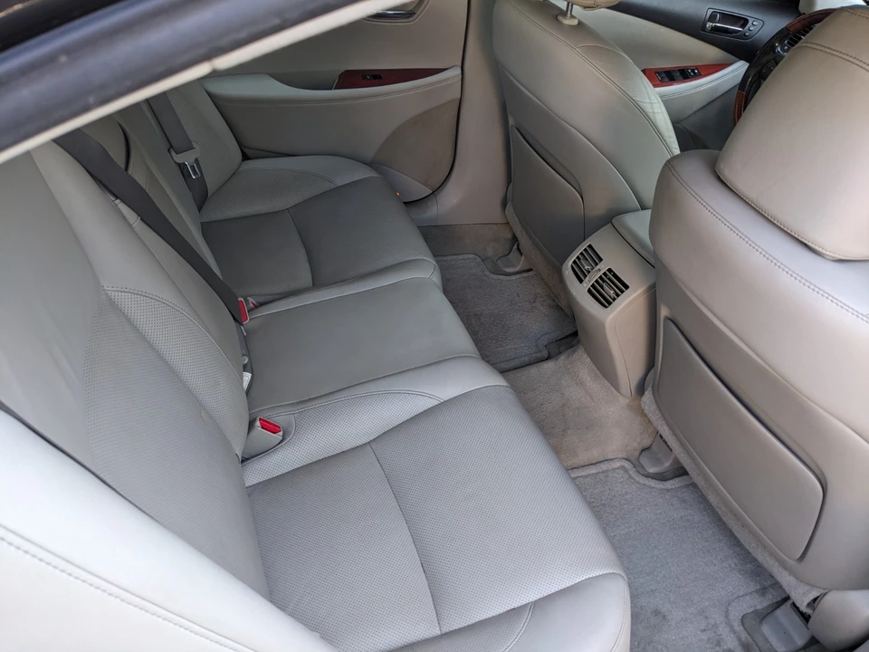 2007 Lexus ES 5th Gen - Image 17 of 21