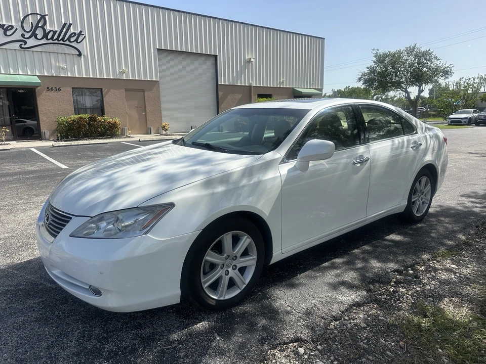 2007 Lexus ES 5th Gen - Image 3 of 7