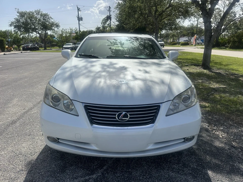 2007 Lexus ES 5th Gen - Image 2 of 7