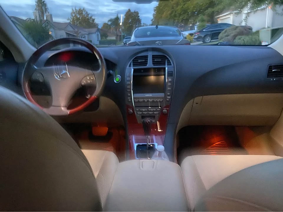 2007 Lexus ES 5th Gen - Image 8 of 12