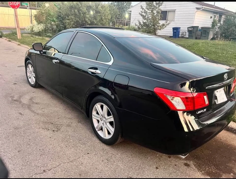 2007 Lexus ES 5th Gen - Image 2 of 5