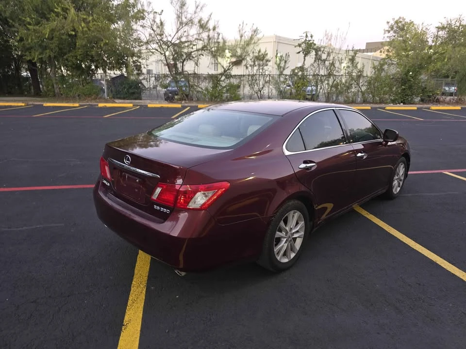2007 Lexus ES 5th Gen - Image 8 of 15