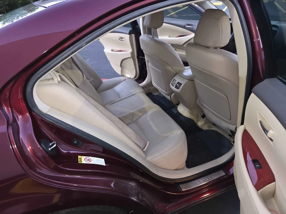 2007 Lexus ES 5th Gen - Image 13 of 15