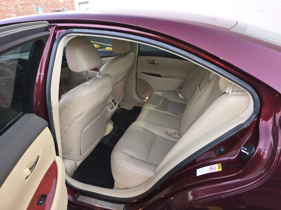 2007 Lexus ES 5th Gen - Image 11 of 15