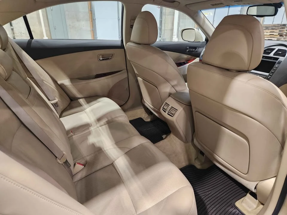 2007 Lexus ES 5th Gen - Image 17 of 18