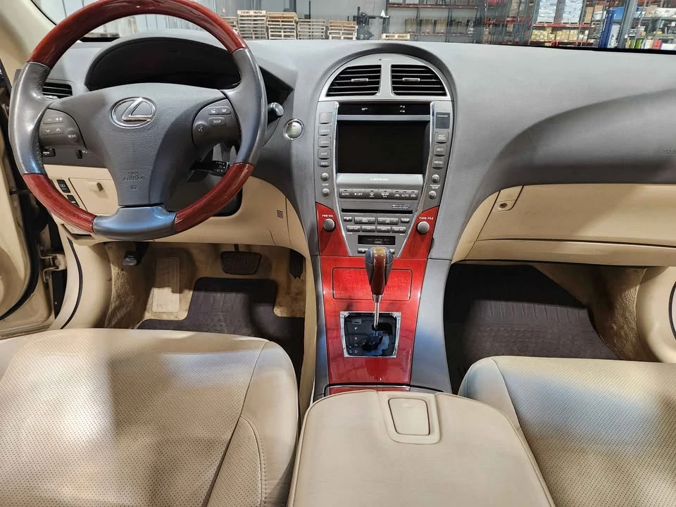 2007 Lexus ES 5th Gen - Image 16 of 18