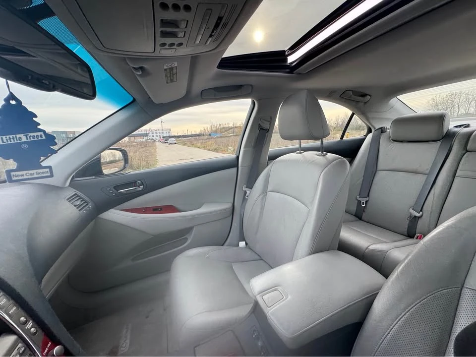 2007 Lexus ES 4th Gen - Image 10 of 14