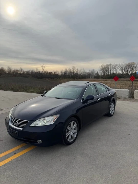 2007 Lexus ES 4th Gen - Image 2 of 14