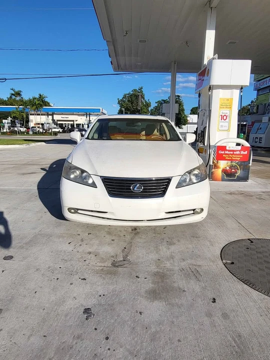 2007 Lexus ES 5th Gen - Image 4 of 4