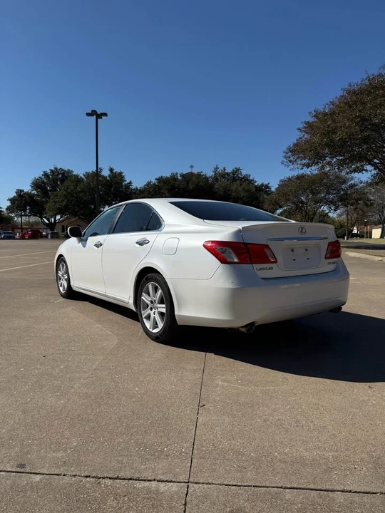 2007 Lexus ES 5th Gen - Image 3 of 15