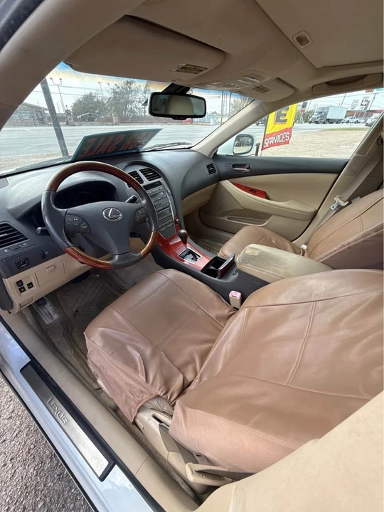 2007 Lexus ES 5th Gen - Image 11 of 15