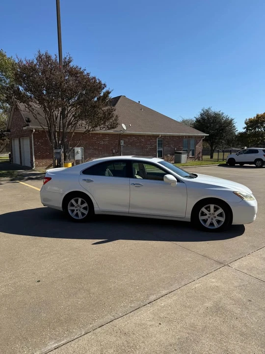 2007 Lexus ES 5th Gen - Image 5 of 15