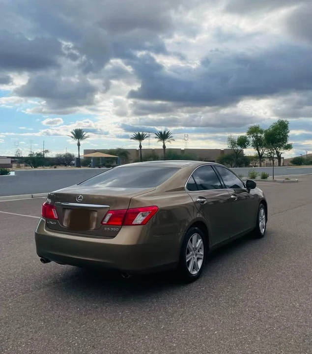 2007 Lexus ES 5th Gen - Image 4 of 11