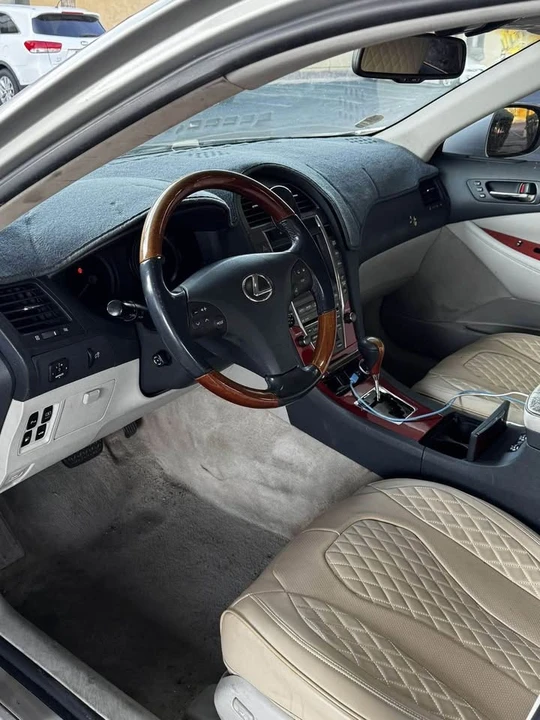 2007 Lexus ES 4th Gen - Image 6 of 8