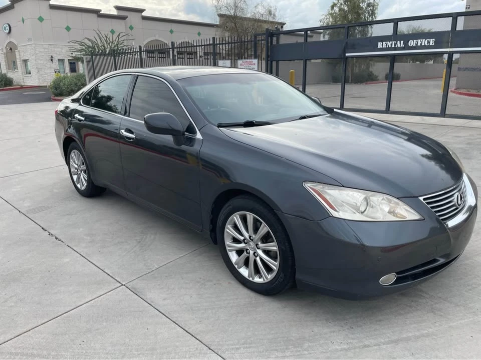 2007 Lexus ES 5th Gen - Image 2 of 5