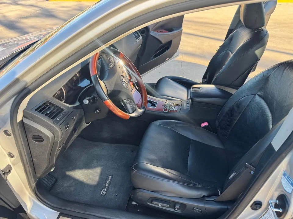 2007 Lexus ES 4th Gen - Image 7 of 20