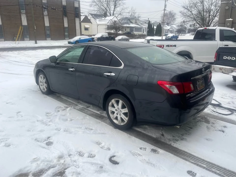 2007 Lexus ES 4th Gen - Image 2 of 5