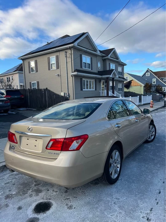 2007 Lexus ES 5th Gen - Image 5 of 13