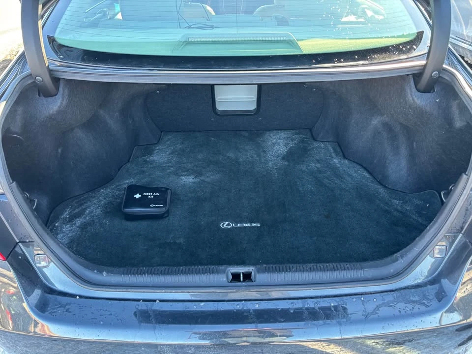 2007 Lexus ES 5th Gen - Image 11 of 13